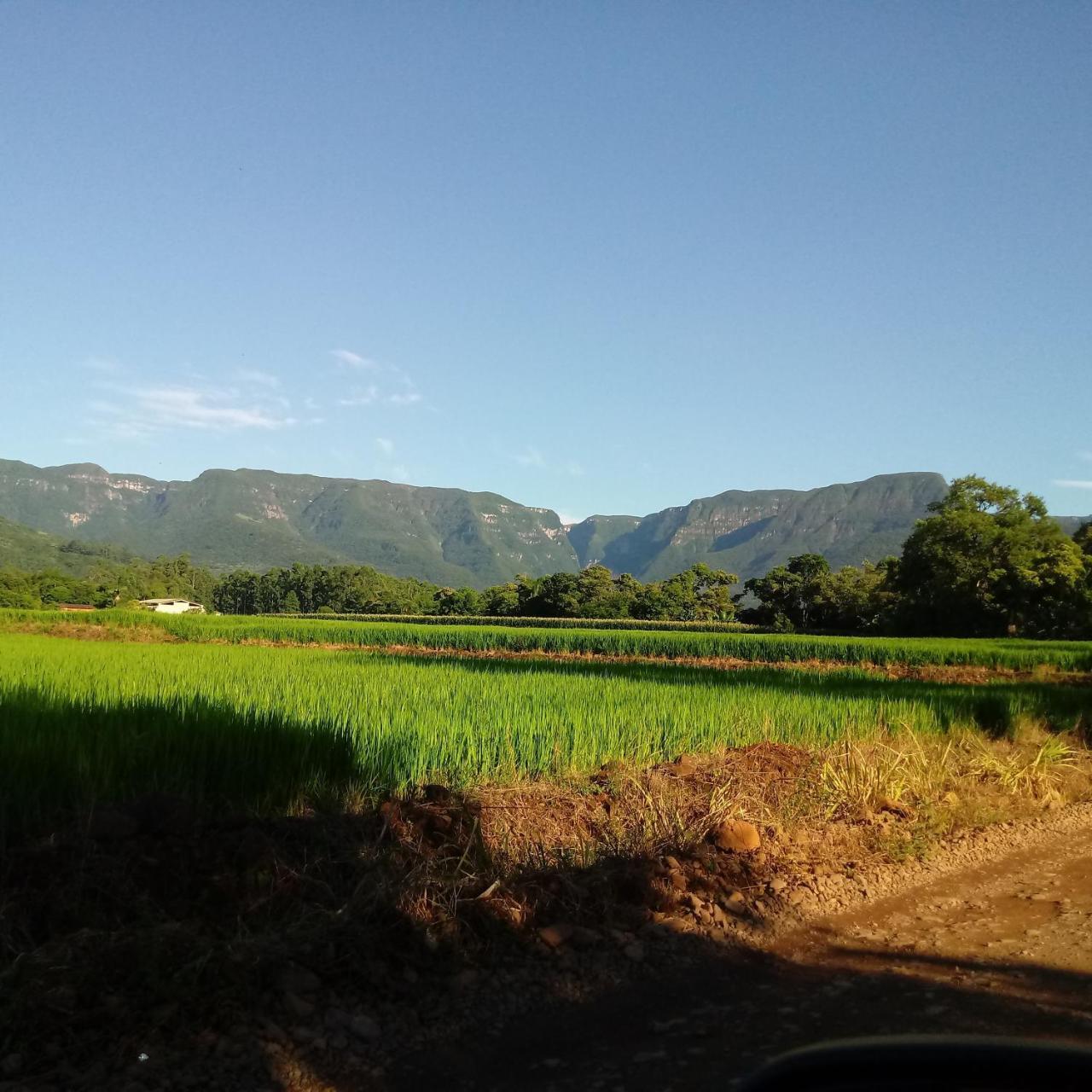 Alvorada Pensión Praia Grande (Santa Catarina)